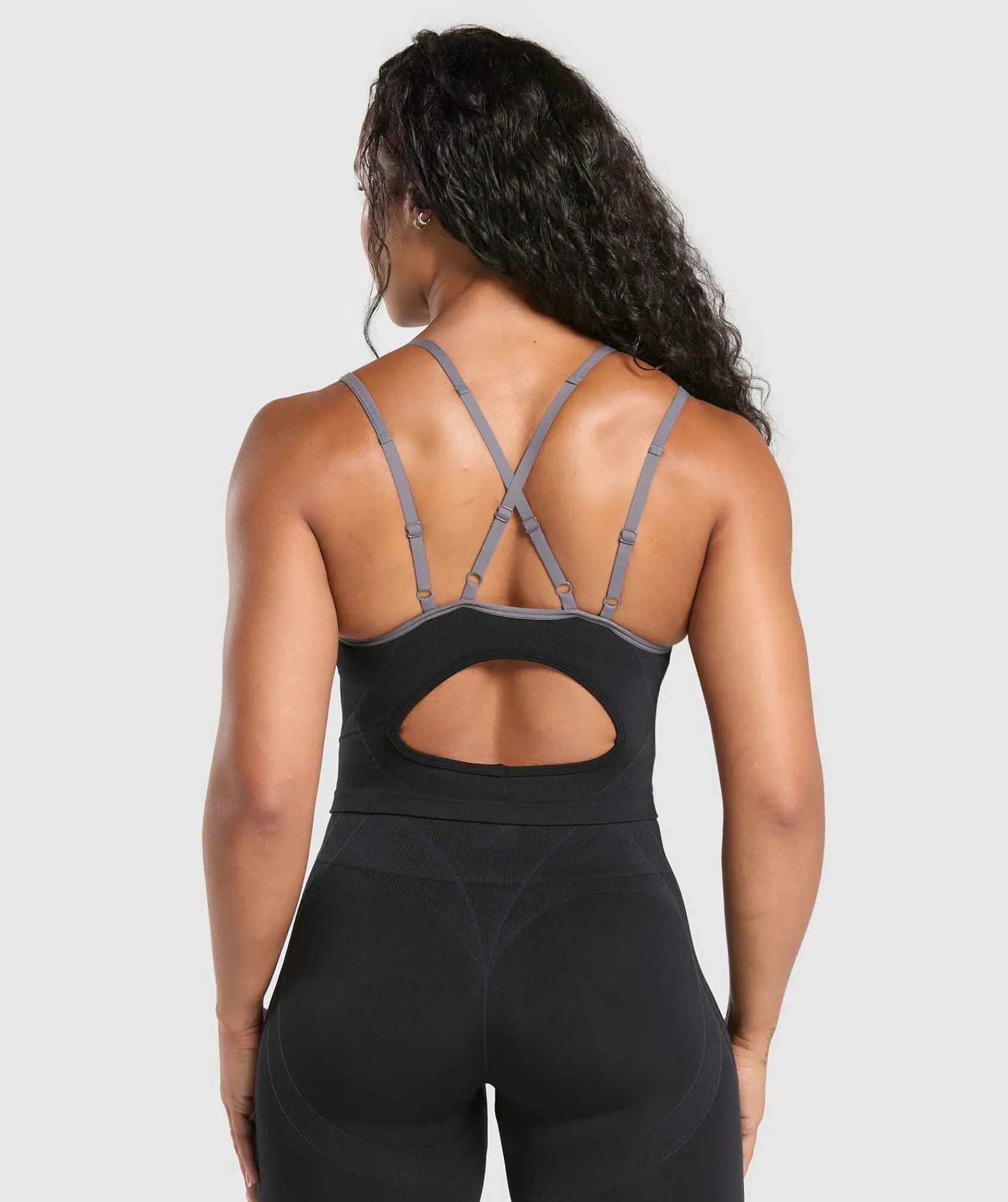 DAMES Gymshark Tanktops*Apex Contrast Tank With Shelf