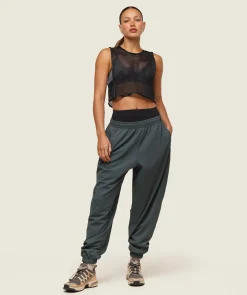 DAMES Gymshark Croptops|Tanktops*everywear Cropped Mesh Tank
