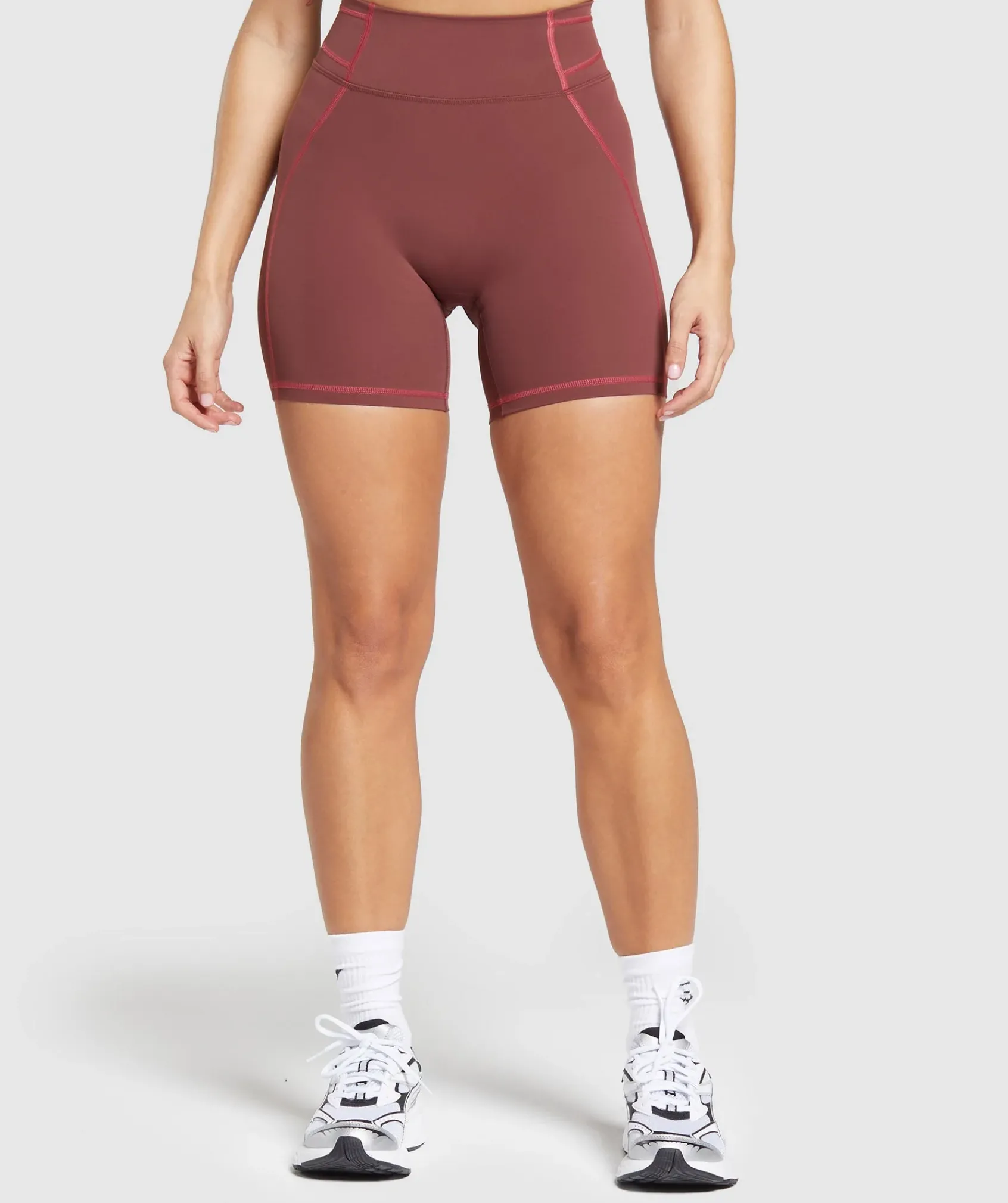 DAMES Gymshark Shorts*Stitch Feature Shorts